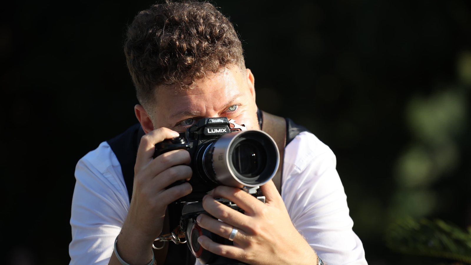 Giuseppe Cimino filming with his Lumix camera and anamorphic lens at a wedding